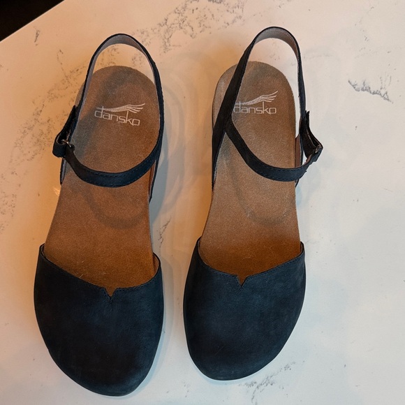 DANSKO ROWAN in Black Nubuck WOMENS size 39 US 8.5-9 - Picture 11 of 15